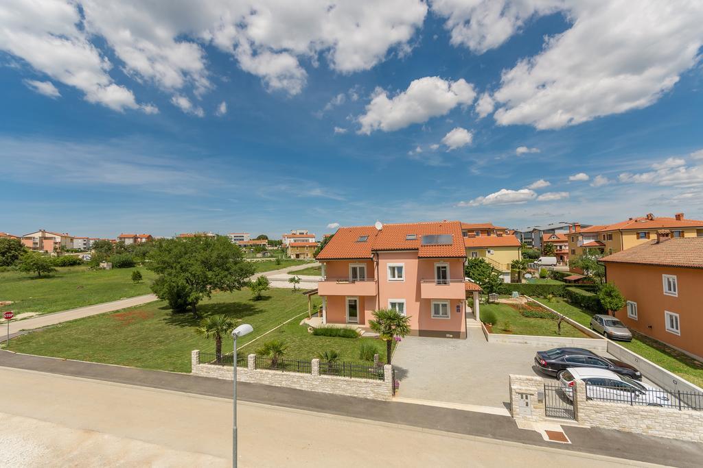 Guest House Gloria Novigrad  Exterior photo
